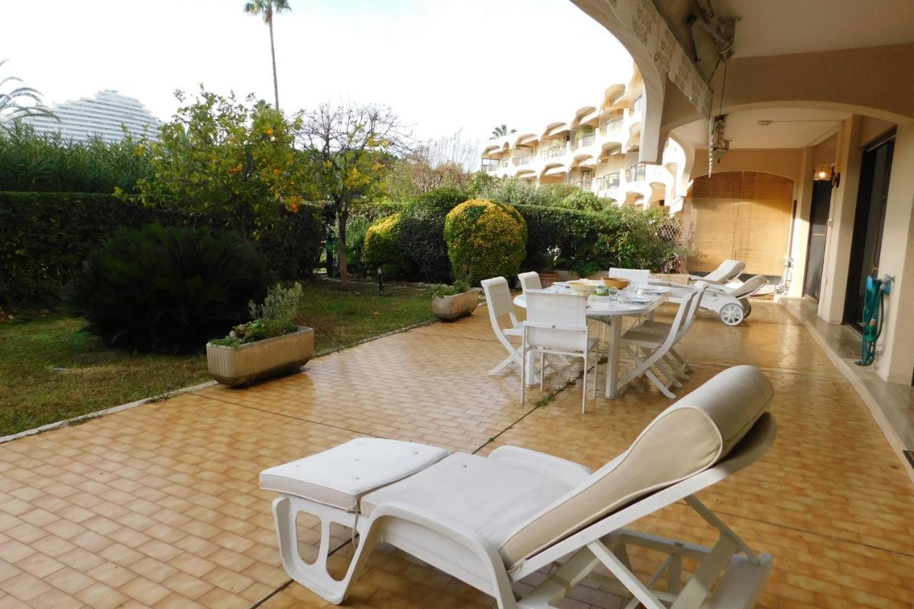 Air-Conditioned 4-Room "Marine Villeneuve" Flat With Pool And Parking Kültér fotó