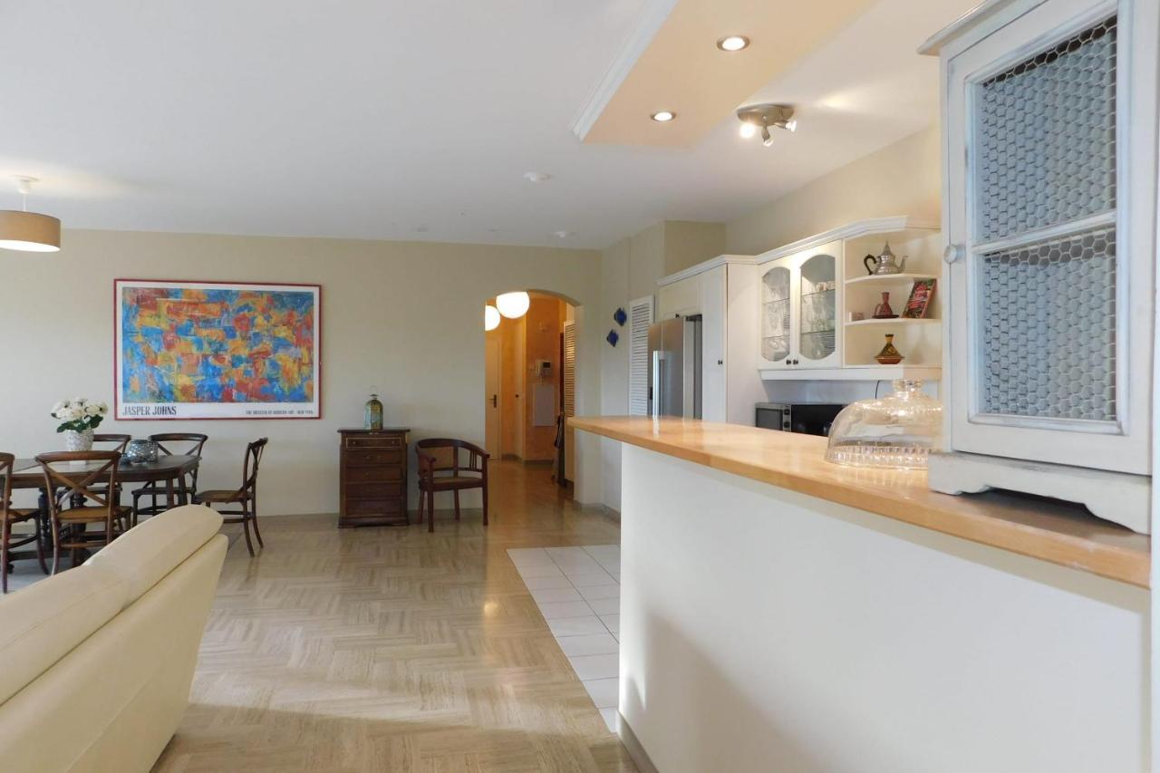 Air-Conditioned 4-Room "Marine Villeneuve" Flat With Pool And Parking Kültér fotó