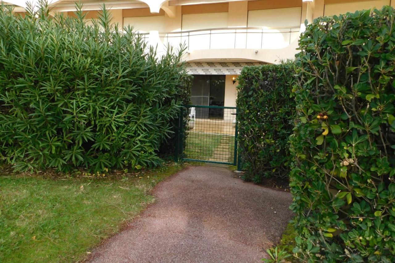 Air-Conditioned 4-Room "Marine Villeneuve" Flat With Pool And Parking Kültér fotó