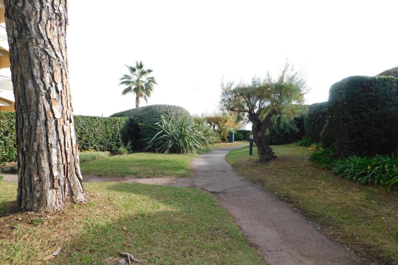 Air-Conditioned 4-Room "Marine Villeneuve" Flat With Pool And Parking Kültér fotó